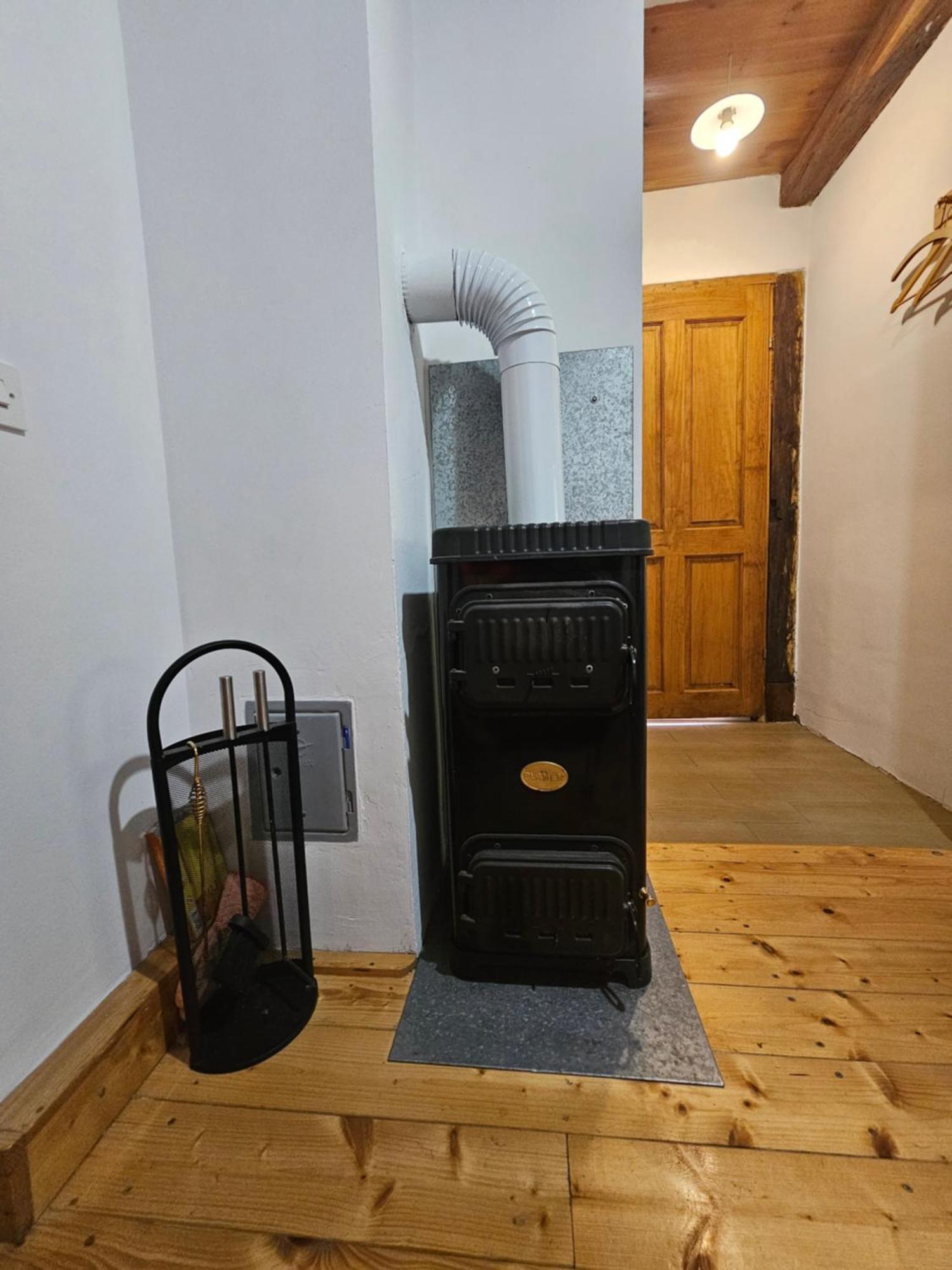 Apartments Kuvarna Čigoč エクステリア 写真